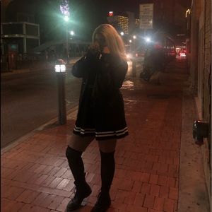 Meet your Posher, Airial